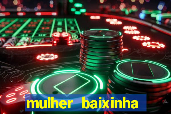 mulher baixinha transando com homens altos